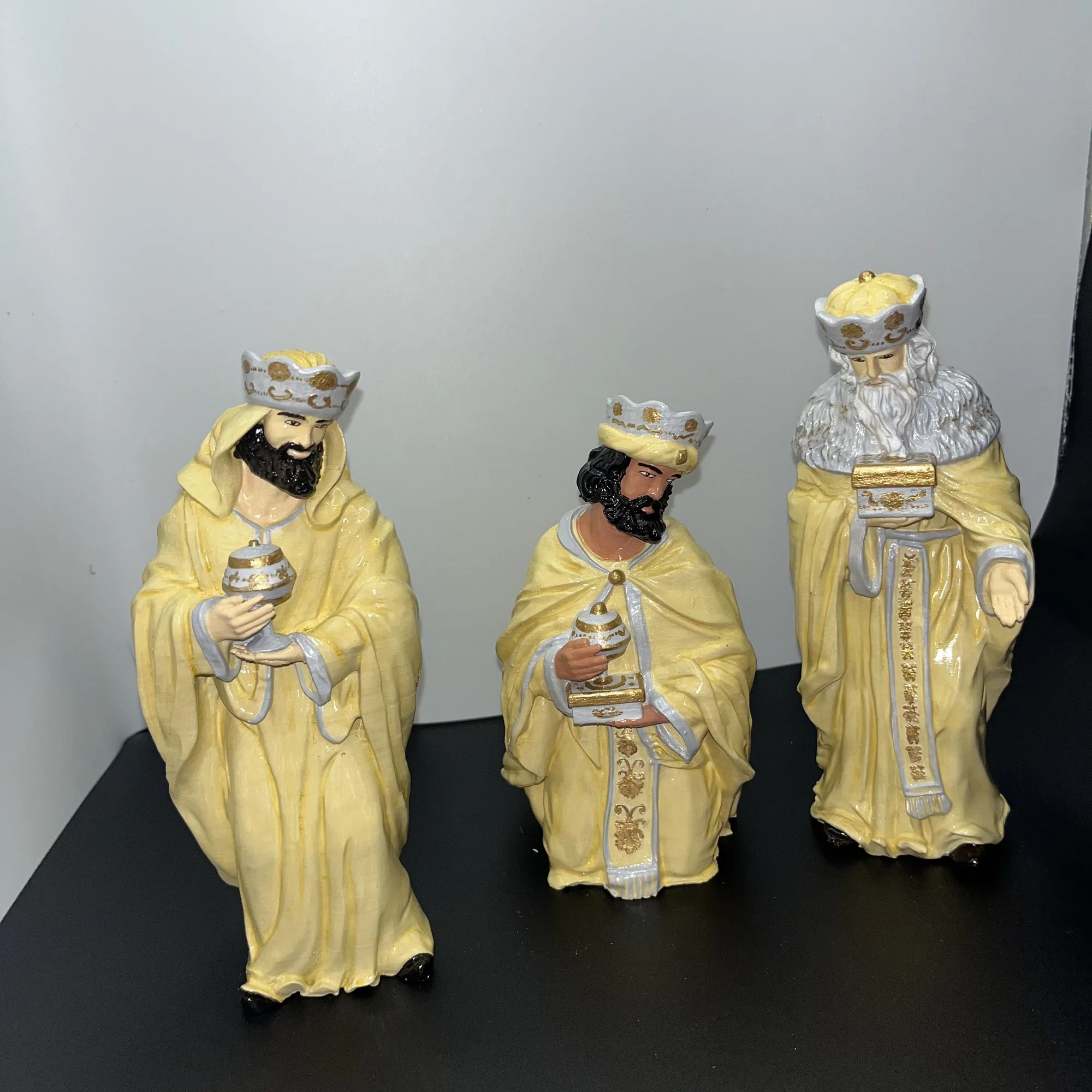 Three wise men and the star of Bethlehem