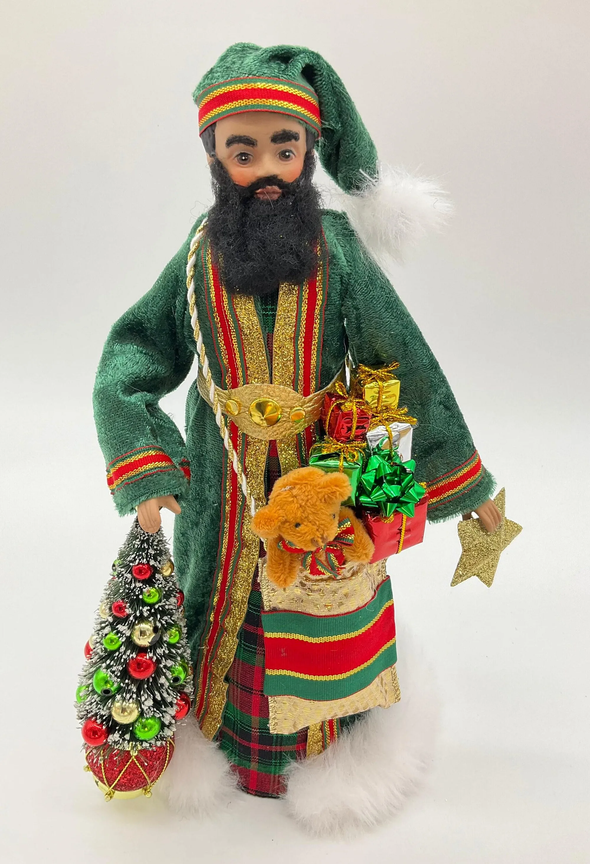 black santa figurine printable page 3