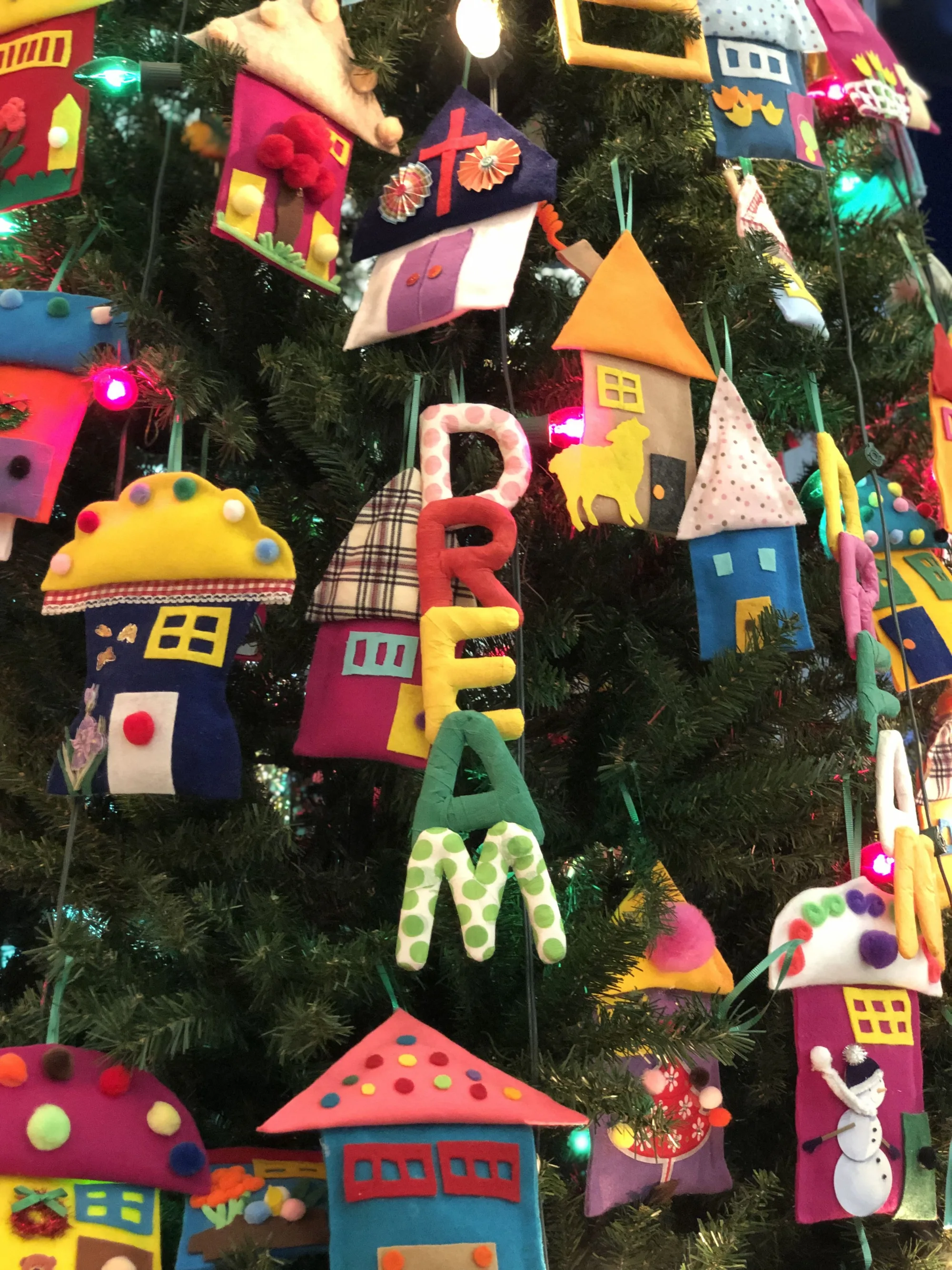 what does xmas tree represent - What Do Christmas Tree Ornaments Represent at Chris Driggs blog